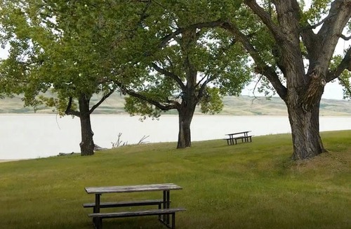 Division No. 3 Cabin | Private Waterfront Cabin Ideal for Outdoor Adventures in Alberta
