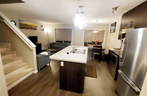 Southwest Edmonton House | Projector Theatre, Walk to Grocery/Restaurants, Garage, 4 Beds