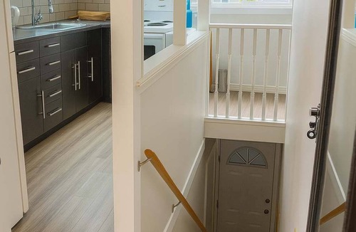 Saanich East Apartment | Quaint Attic Suite w/Heated Pool (Year-Round)