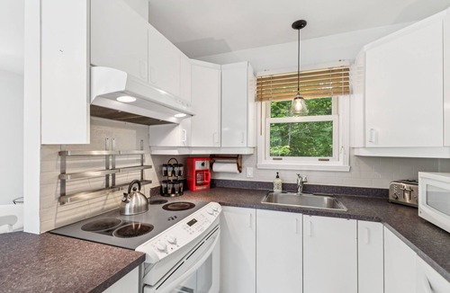 Mont-Tremblant Village House | Quaint Old Village w/AC, VIP Parking Pass: Steps to Lake & P'tit Train du Nord