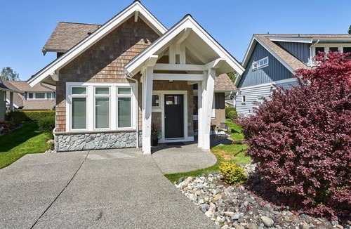 Regional District of Nanaimo House | Qualicum Landing Seaside Escape - Sleeps 6