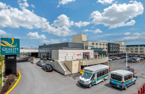 Saint-Laurent Hotel | Quality Hotel Dorval Aeroport