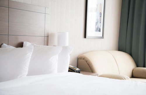Uashat Hotel | Quality Inn Sept-Iles