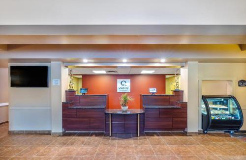 Rimbey Hotel | Quality Inn & Suites