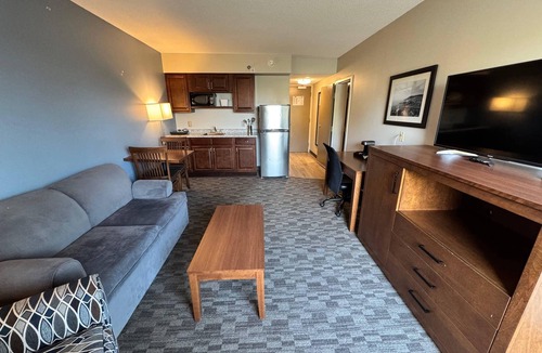 Sydney Hotel | Quality Inn & Suites
