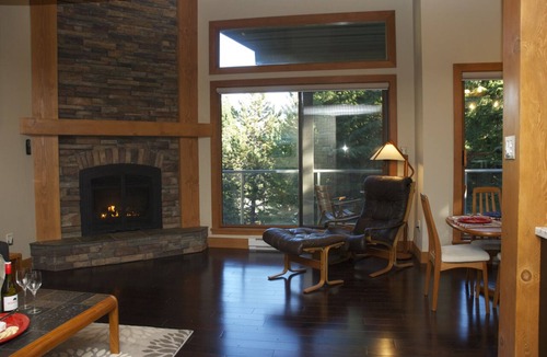 Blueberry Hill House | Quiet, comfortable, spacious Whistler retreat