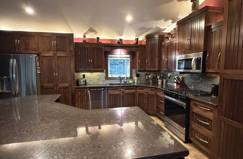 Markerville House | Quiet relaxing home on acreage just minutes from Sylvan Lake