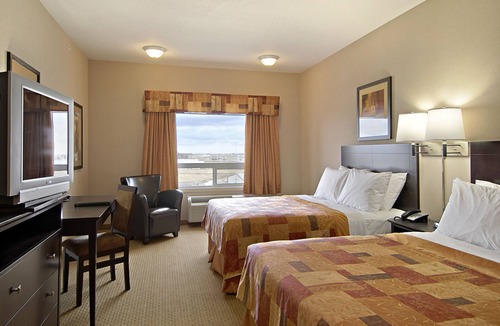 Brooks Hotel | Ramada by Wyndham Brooks