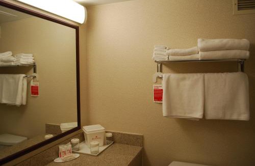Triangle Hotel | Ramada by Wyndham Triangle/Quantico