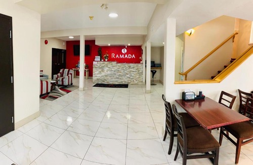 100 Mile House Hotel | Ramada Limited 100 Mile House