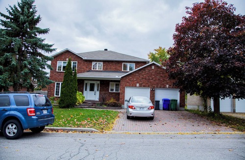 Aylmer Villa | Rare Spacious 5-bedroom Home Prestigious neighborhood near downtown Ottawa
