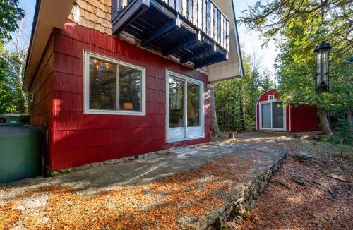 Northern Bruce Peninsula House | Red Barn Waterfront Tobermory A-Frame