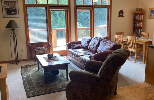 Rossland Condo | Red Rob #6 - 2 bedroom Sleeps 6