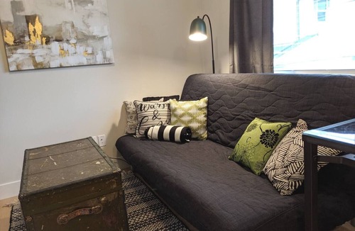 Mission House | Relax & Unwind: Coach House, 1 Bedroom