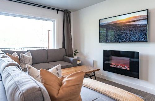 Revelstoke Apartment | RendezView by Revelstoke Vacations
