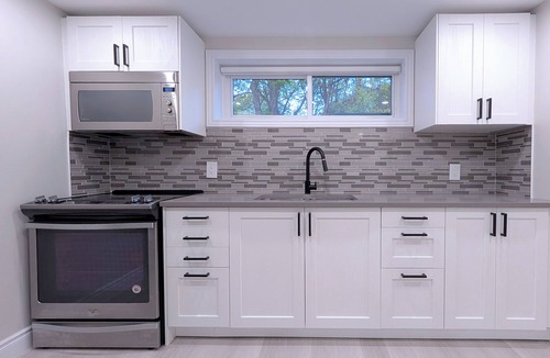 Newtonbrook House | Renovated Private Bedroom in a Shared Basement