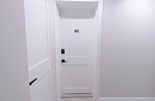 Newtonbrook House | Renovated Private Bedroom in a Shared Basement