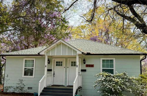 East Durham House | Renovated Space Close to Downtown - A