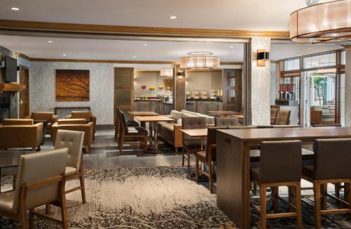 Mont-Tremblant Pedestrian Village Hotel | Residence Inn by Marriott Mont Tremblant Manoir Labelle