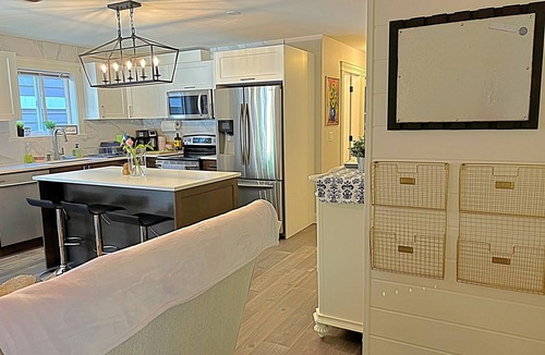 Langford House | Resort Style, LUX 2-Bedroom French Farmhouse Suite on Bear Mountain - Sleeps 4