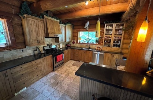 Popkum Ski Chalet | River Valley Lodge - The Best of BC