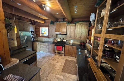 Popkum Ski Chalet | River Valley Lodge - The Best of BC
