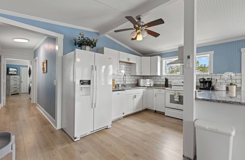 Steinhatchee House | River Waterfront Retreat with Private Dock + Quick Gulf Access.