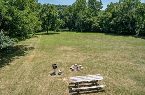 Luray Cabin | Riverfront! Mountain views 4 Miles to Luray Caverns hot tub! at Line cabin