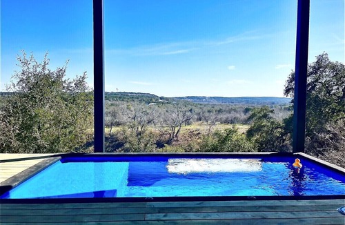 Canyon Lake House | Riverfront, Views, Hot Tub, Sleeps 8, 3 King Beds