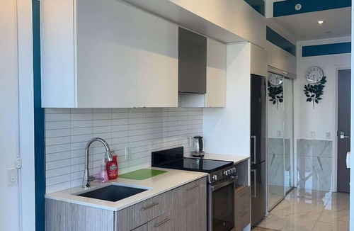Garden District Hotel | RivetStays | The Jarvis Elite Suite – Studio Suite