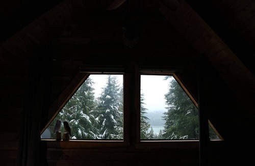 D'Arcy Cabin | Romantic Off-Grid Cabin