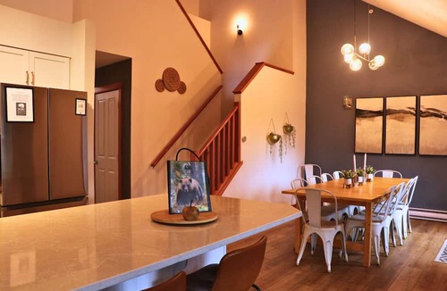 Canmore Apartment | Rooftop Hot tub| Spacious| Pet Friendly| Incredible Views| Gym