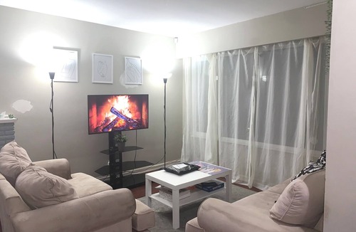 Burnaby House | Room in Burnaby