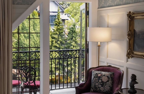 Esquimalt Hotel | Rosemead House