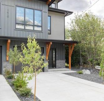 Teepee Town House | Rundleview - Impeccable Design and Private Hot Tub