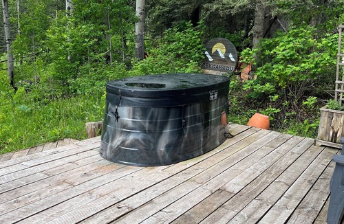Cremona Apartment | Rustic escape with private hot tub.