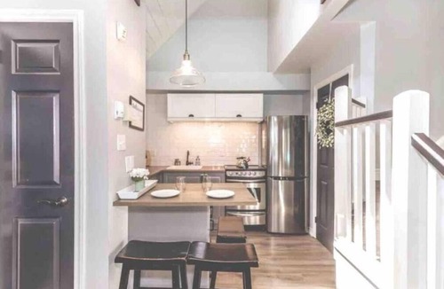 Craigleith Apartment | Rustic Loft at Blue