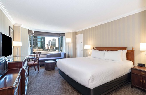 Downtown Edmonton Hotel | Sandman Signature Edmonton Downtown Hotel