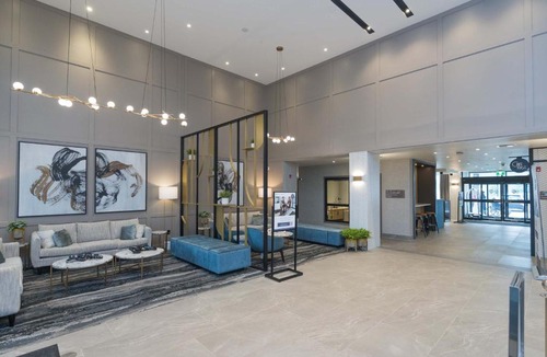 Winnipeg Hotel | Sandman Signature Winnipeg Airport Hotel & Suites