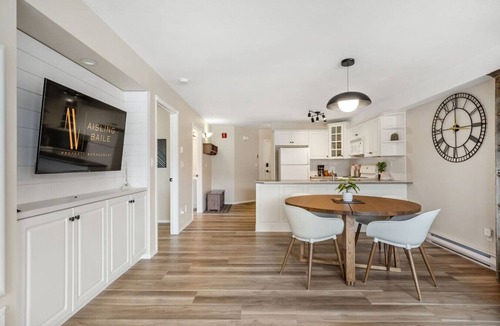East Kootenay Apartment | Satsuma | Close to Waterpark, Hot Springs & Golf
