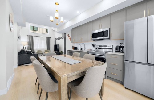 Harvie Heights Villa | Scenic 3BR Townhouse with Mountain Views Near Banff!