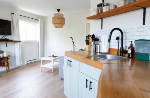 Ucluelet Condo | Sea Breeze Suite - Quaint and centrally located