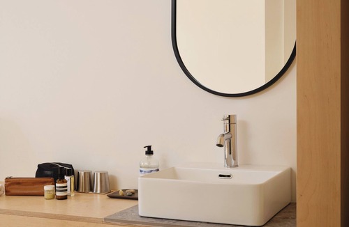 L'Ile-du-Havre-Aubert Hotel | Sea view boutique hotel room