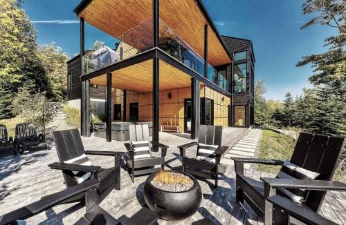Saint-Joseph-de-la-Rive Ski Chalet | Secret Charlevoix - River View & Spa