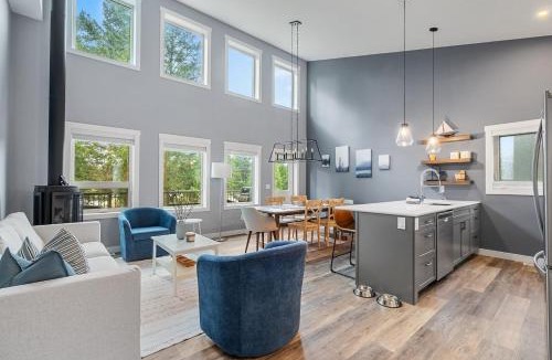 Windermere House | "Serenity Shores" Mins to LakeKing Bed 10 Guests