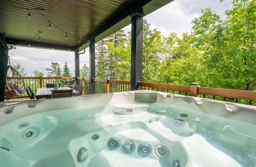 Petite-Riviere-Saint-Francois Ski Chalet | Shack Saison - St-Lauwrence River
