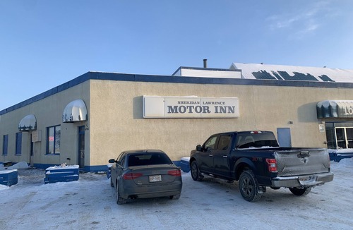 Fort Vermilion Hotel | Sheridan Lawrence Inn