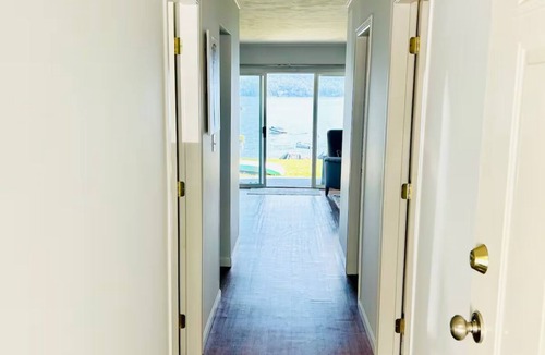 Anglemont House | Shuswap Lakefront Condo