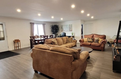 Hopewell Cape House | Single level home by Hopewell Rocks