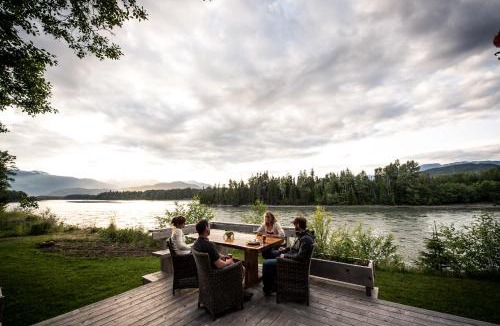 Terrace Bed & Breakfast | Skeena River House Bed & Breakfast
